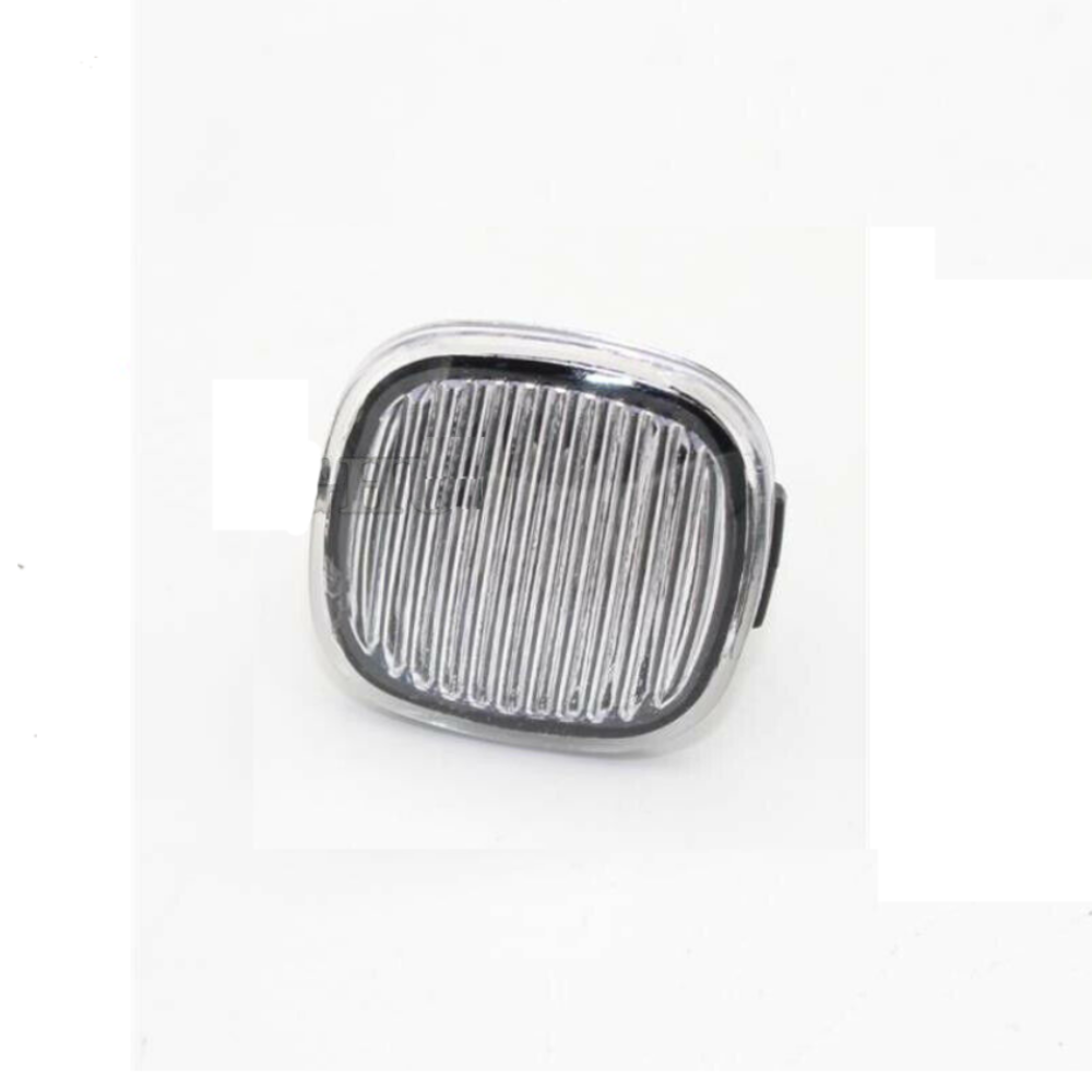 AUDİ A4 1995 - 2001 ÇAMURLUK SİNYALİ SİYAH ÇİZGİLİ - resim 1