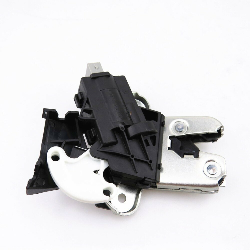 AUDİ A6 2005 - 2011 ARKA BAGAJ KİLİDİ SEDAN - resim 1