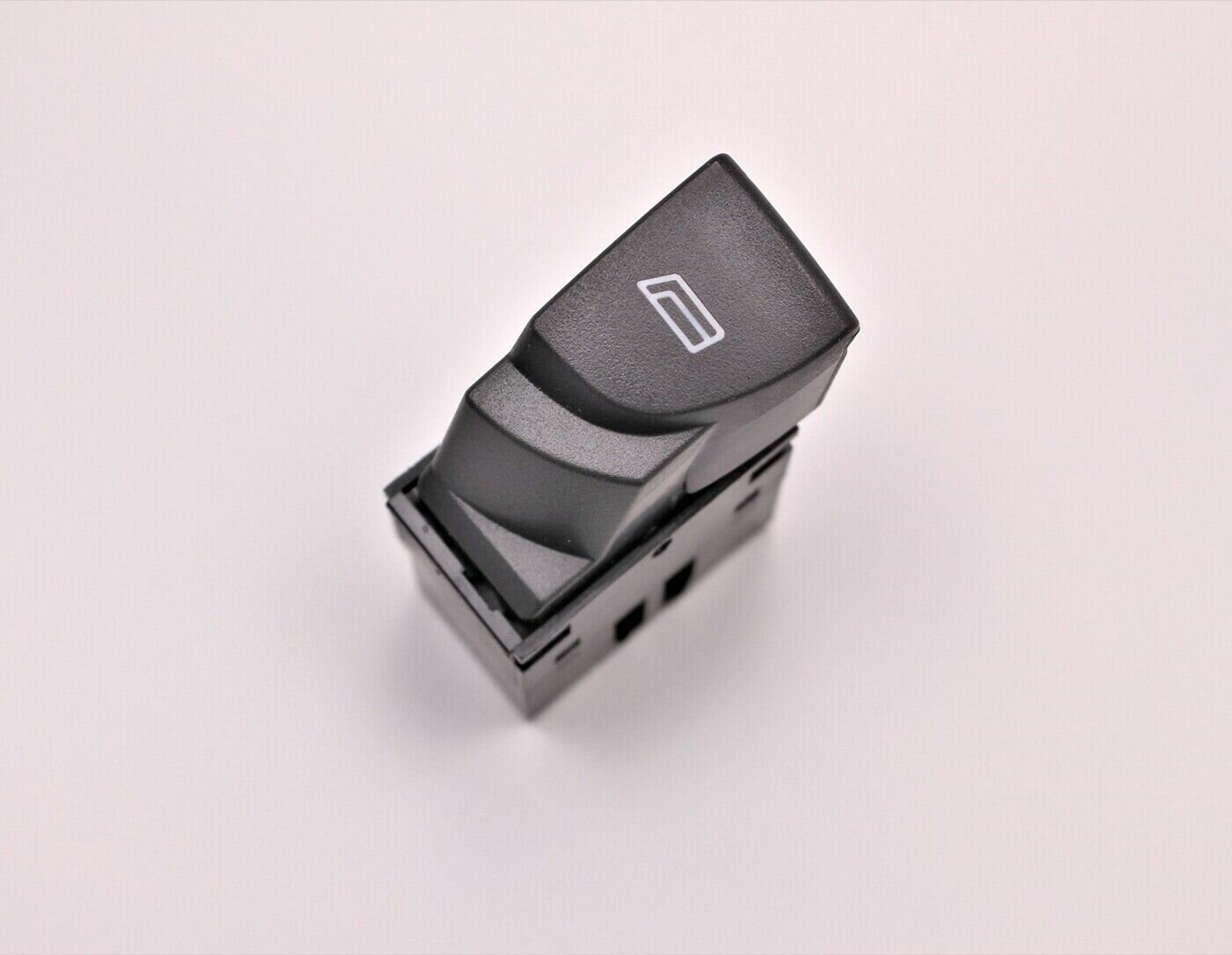 citroen-jumper-2-2002-2006-tek-cam-acma-dugmesi-sag-taraf-1.jpg
