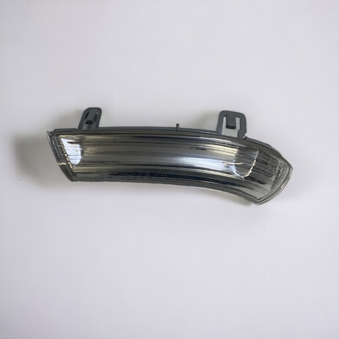JETTA 2005 - 2010 SOL DIŞ DİKİZ AYNA SİNYALİ LAMBASI - resim 1