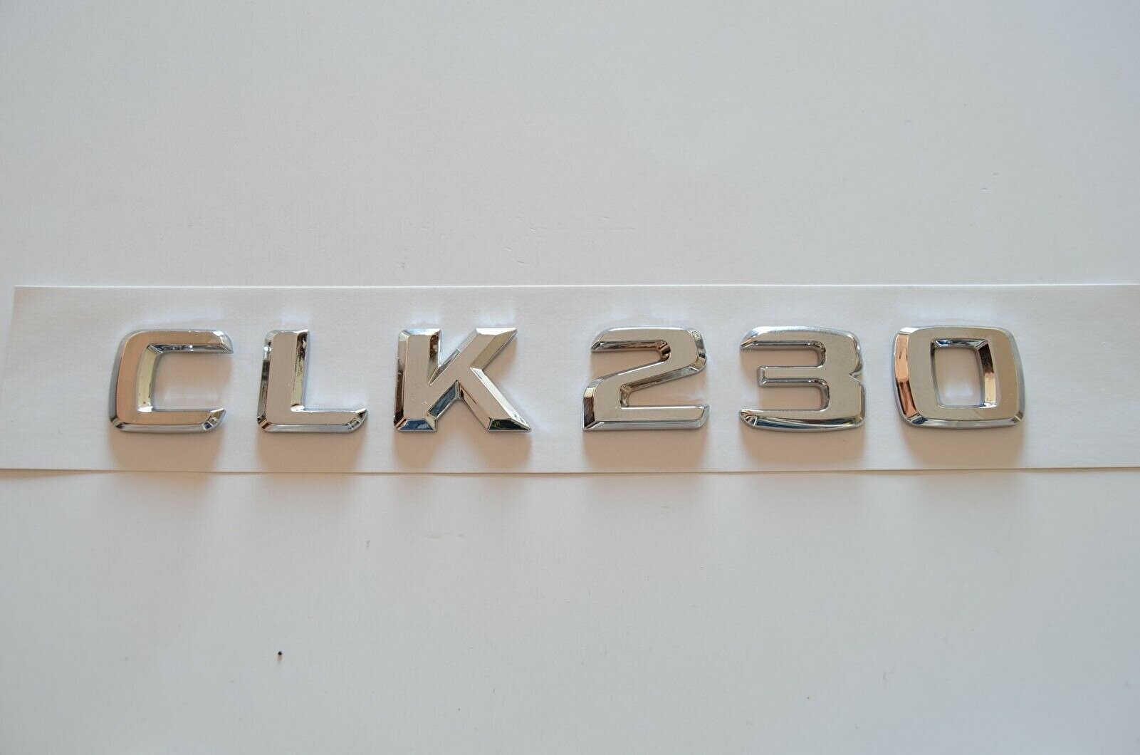 mercedes-clk230-w208-arka-bagaj-yazisi--krom-1.jpg