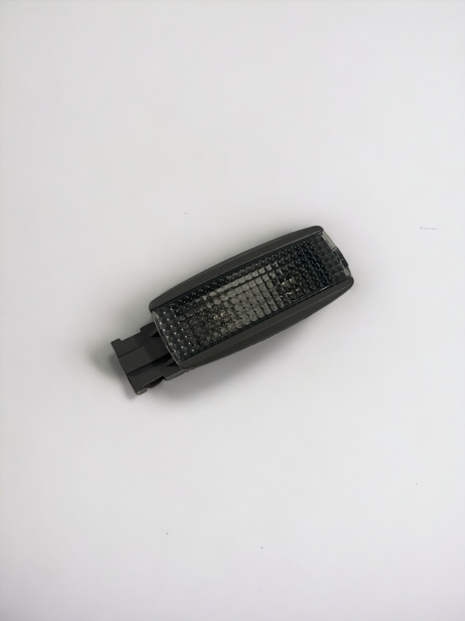 SEAT TOLEDO 2001 - 2009 GÜNEŞLİK LAMBASI GRİ MAKYAJ AYDINLATMASI - resim 1