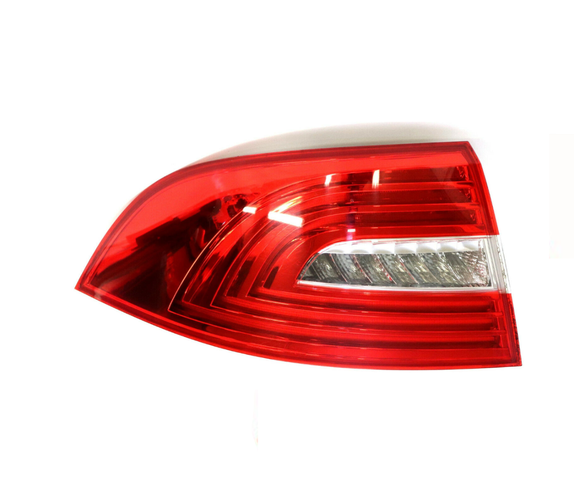 SKODA SÜPERB 2013 - 2017 SOL ARKA STOP LAMBASI LEDİ - resim 1