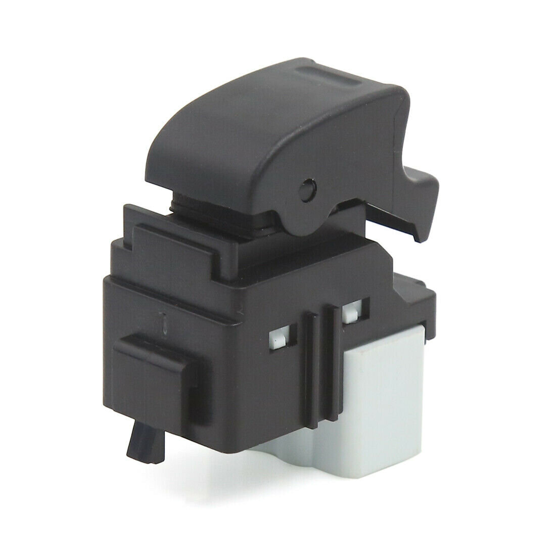 toyota-yaris-cam-acma-dugmesi-tekli-84810-12080-1.jpg