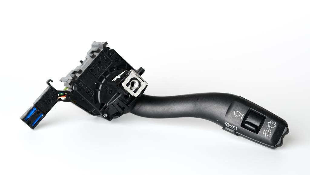VOLKSWAGEN PASSAT B6 2006 - 2011 SİLGİ KOLU YOL BİLGİSAYARLI - resim 1
